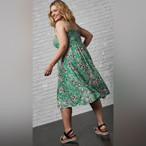 TORRID Floral Green Summer Dress - Picture 3 of 14
